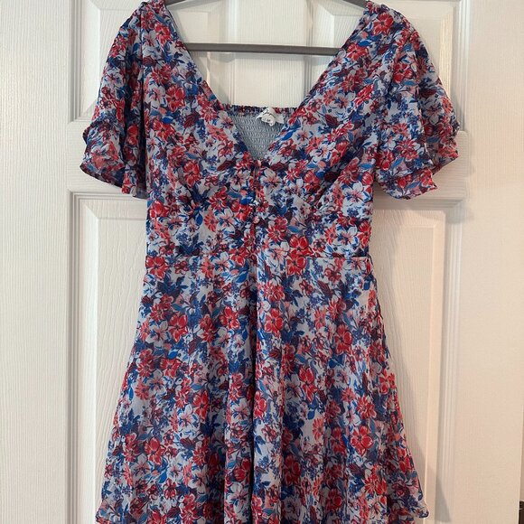 Floral Flutter Sleeve Mini Dress – Size M – Red & Blue Print - Picture 1 of 2